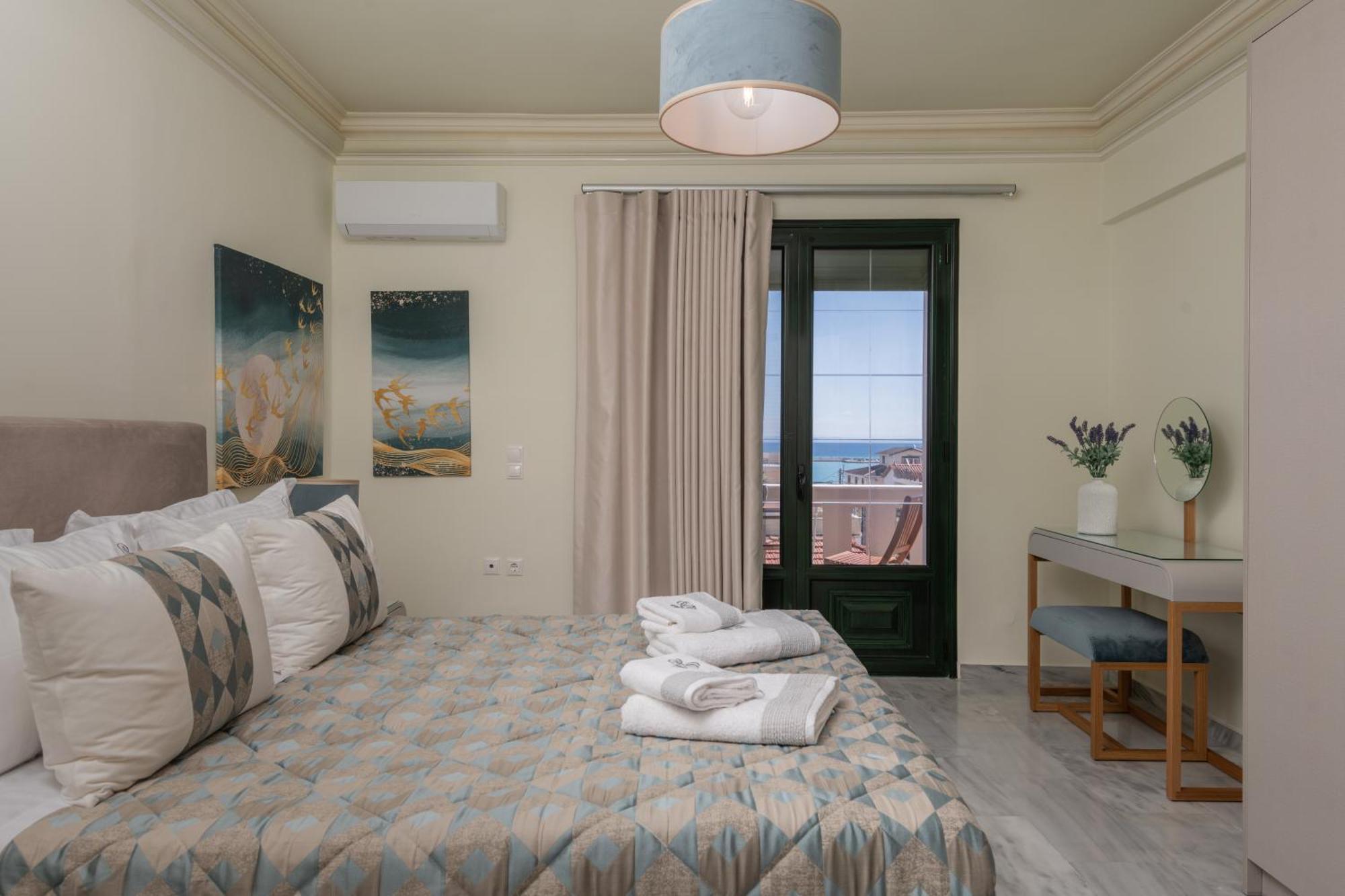 Exanimo Luxury Apartments Zakynthos Town Room photo