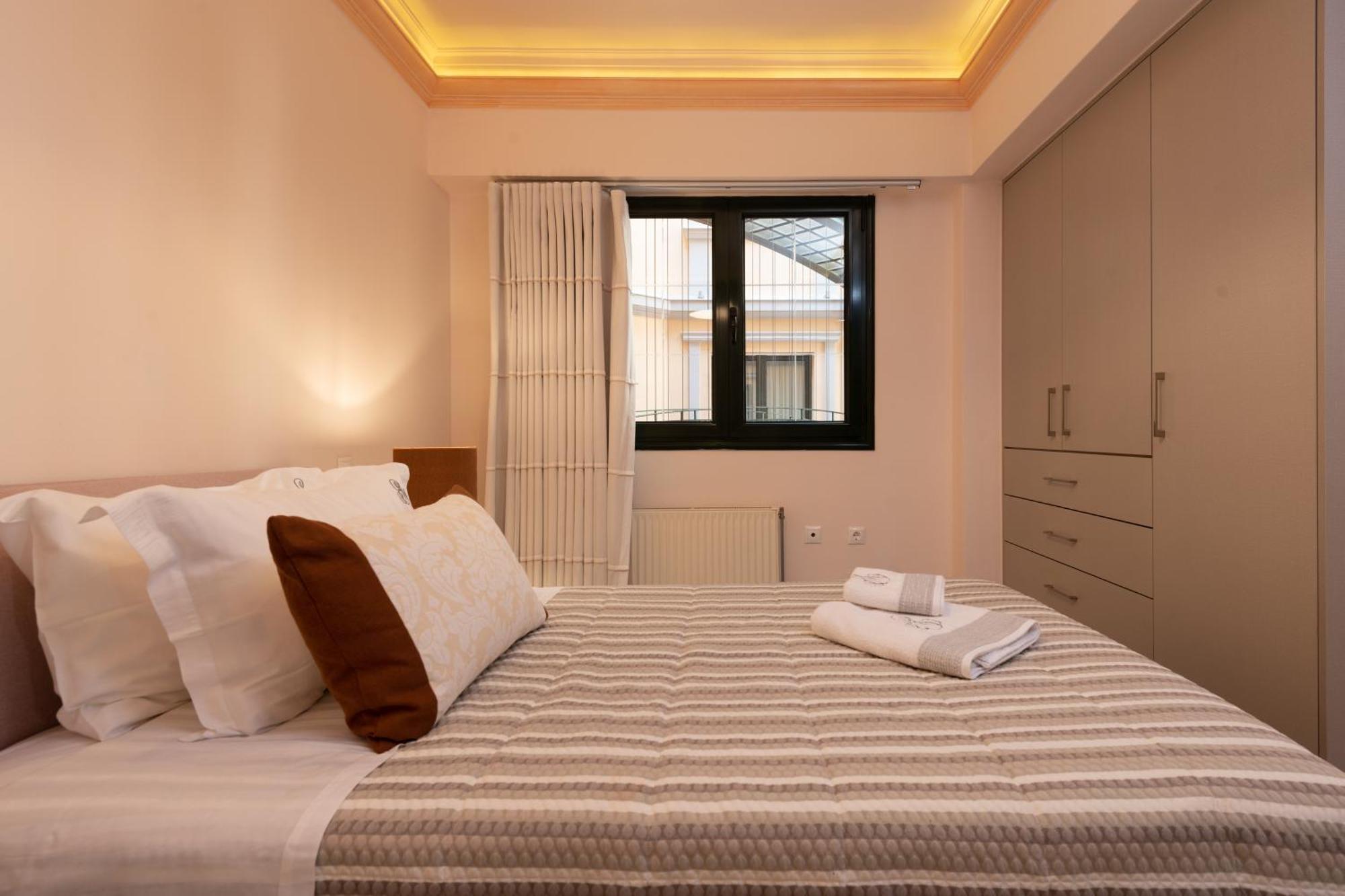 Exanimo Luxury Apartments Zakynthos Town Room photo